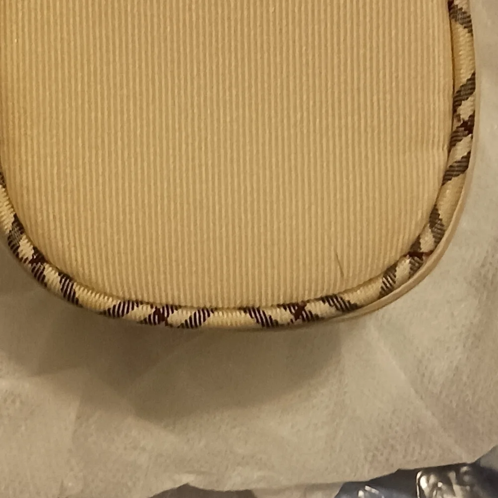 Burberry Pouch
